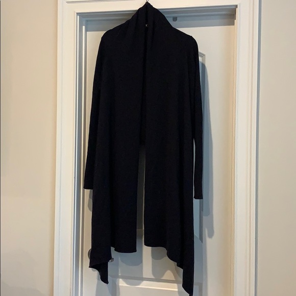 DKNY SWEATER - Picture 4 of 12